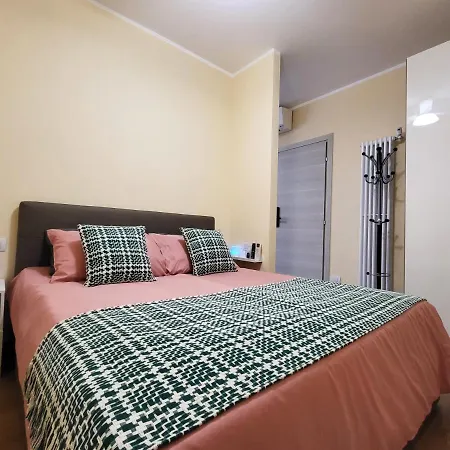 アパート Casa Lariana レッコ