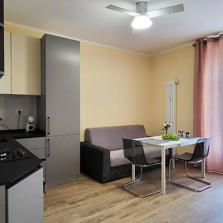 Casa Lariana * Лекко