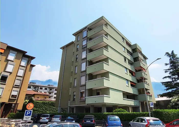 Casa Lariana Apartman *